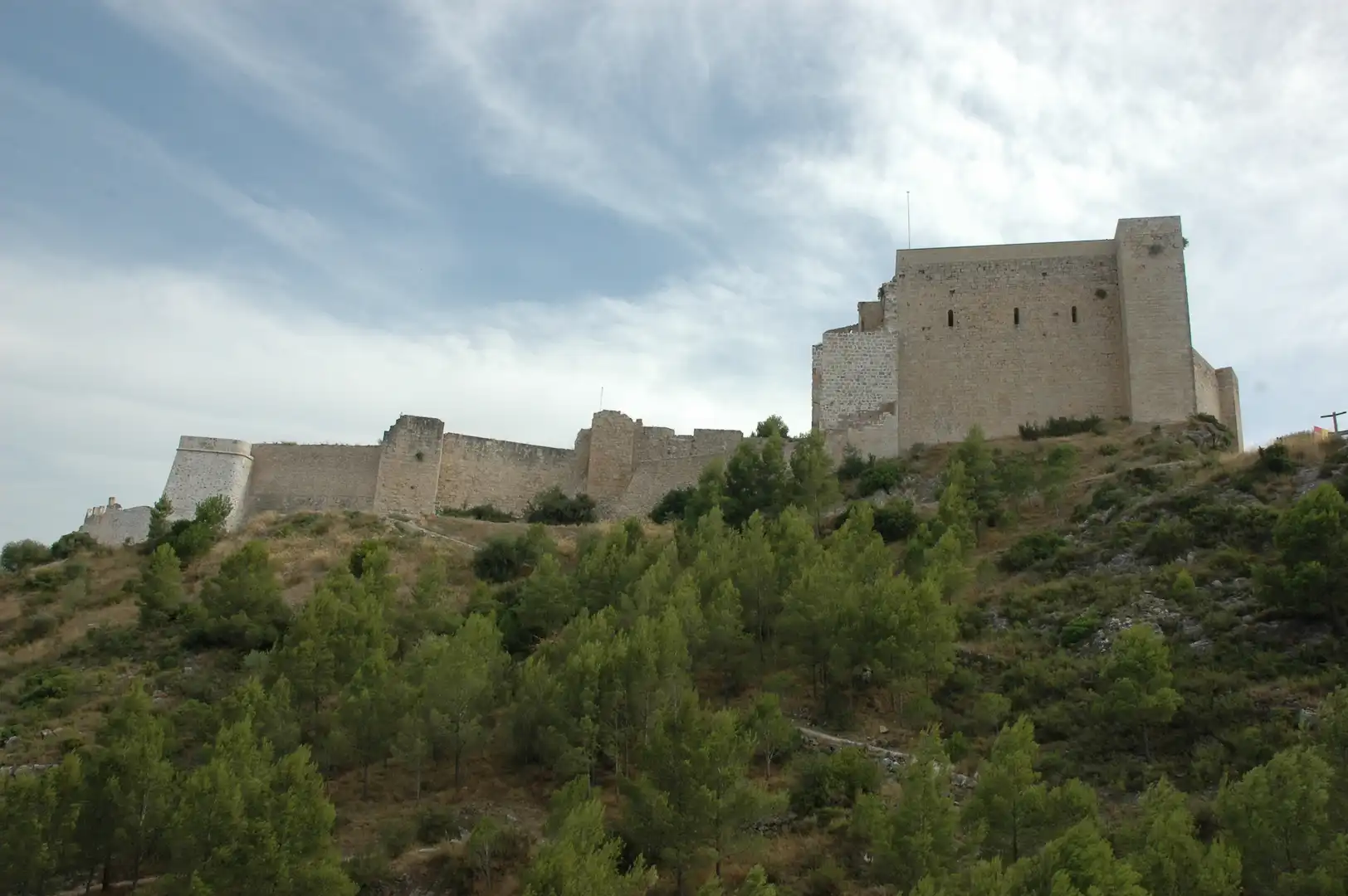 Castillo templario sobre el río Ebro.